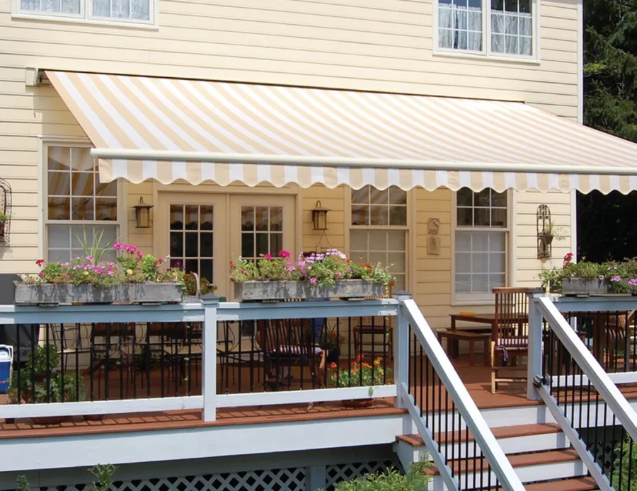 Aristocrat Buttercream retractable awning